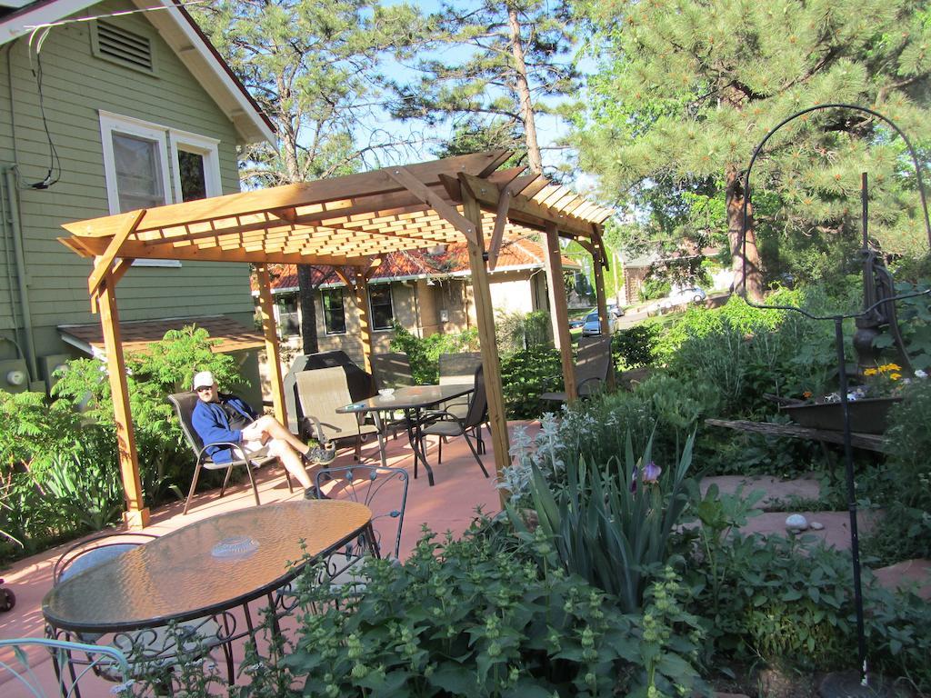 Avenue Hotel Bed And Breakfast Manitou Springs Esterno foto