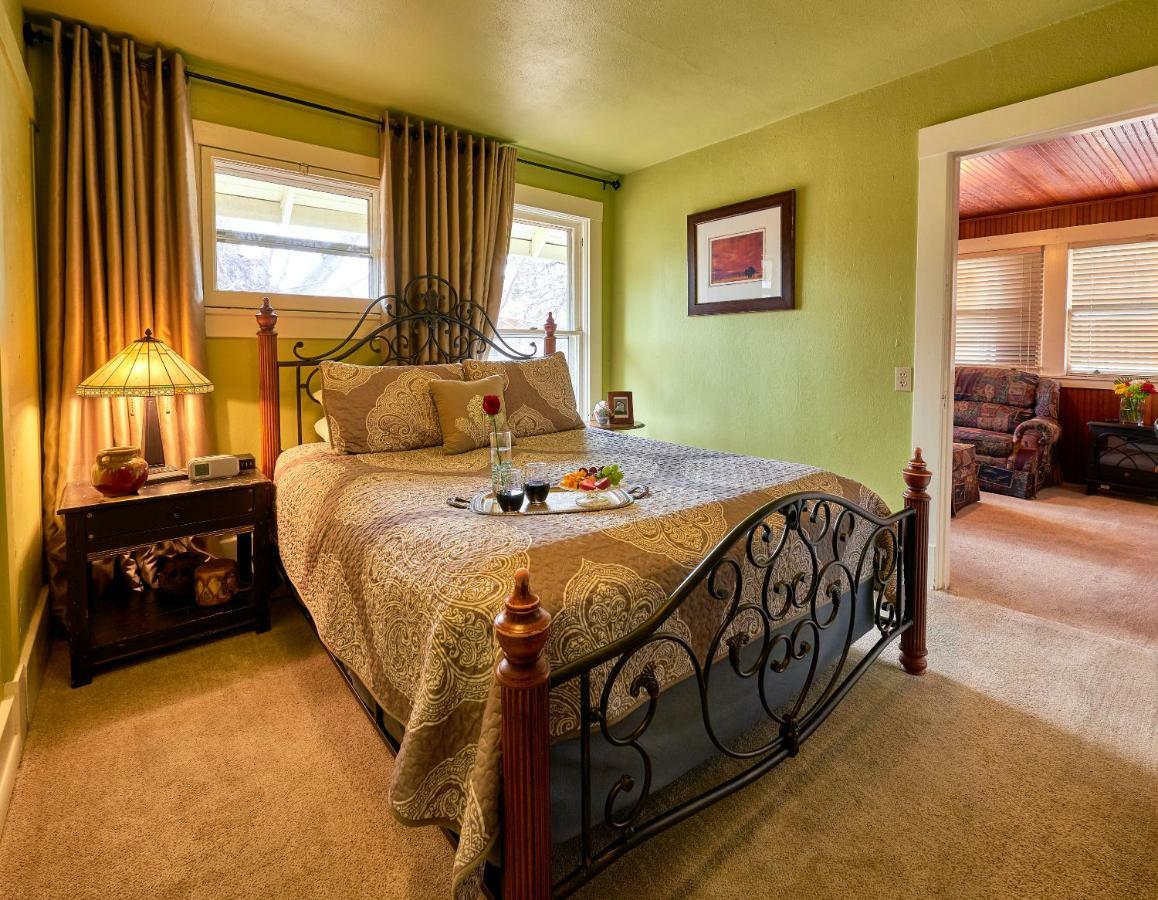 Avenue Hotel Bed And Breakfast Manitou Springs Esterno foto